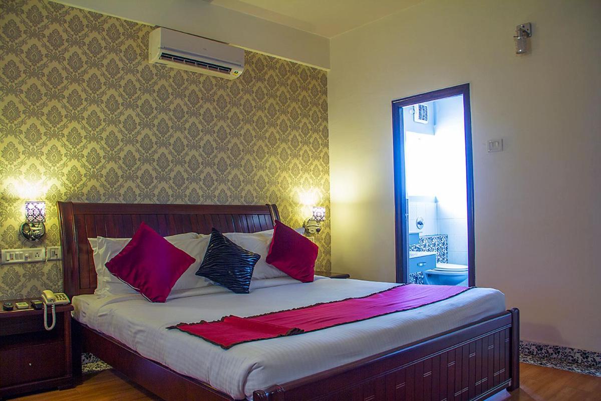 Orchid Suites - A Boutique Hotel Bangalore Off Residency Road Exterior foto