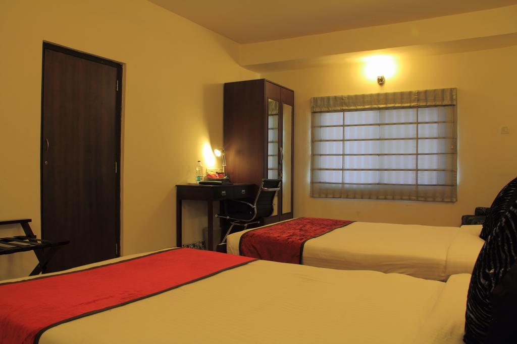 Orchid Suites - A Boutique Hotel Bangalore Off Residency Road Exterior foto