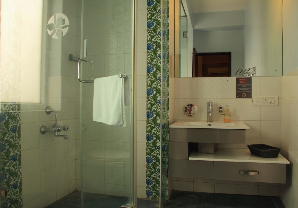 Orchid Suites - A Boutique Hotel Bangalore Off Residency Road Exterior foto